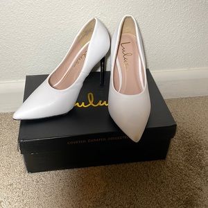 Lulus pointed heels